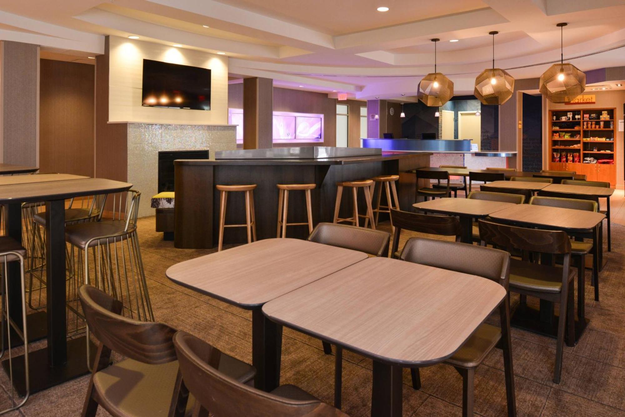 Springhill Suites By Marriott Detroit Metro Airport Romulus Buitenkant foto